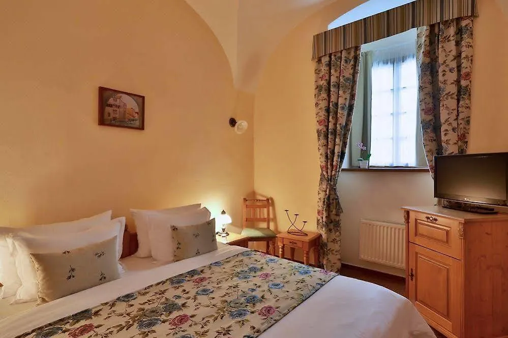 פראג Questenberg Hotel