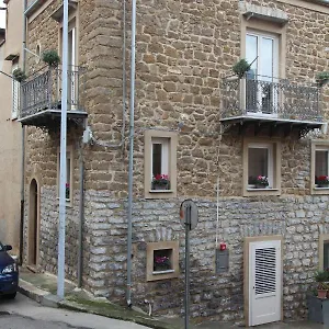 Chiarastella Villafrati